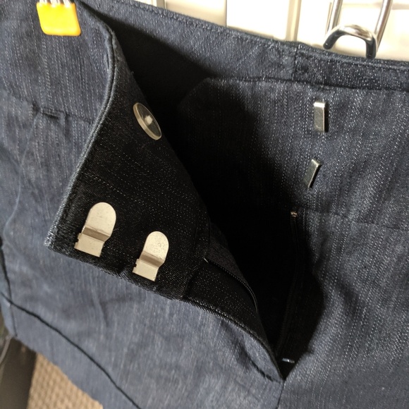 New York & Company 7th Avenue faux denim shorts - Picture 2 of 4